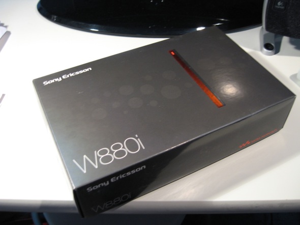 Sony Ericsson W880i