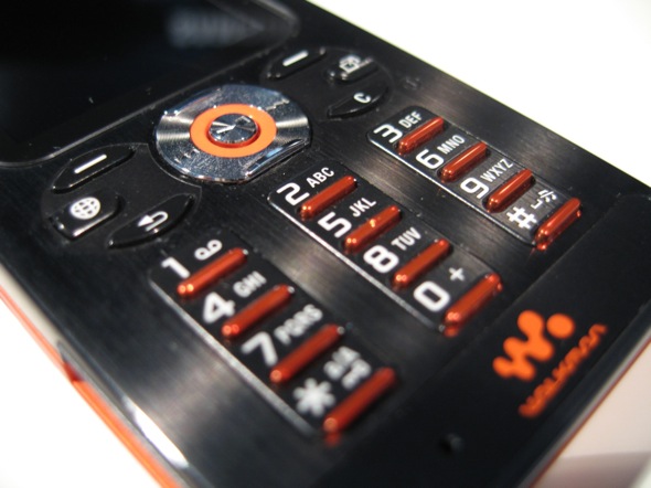 Sony Ericsson W880i