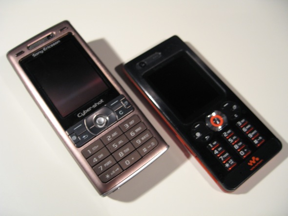 W880i