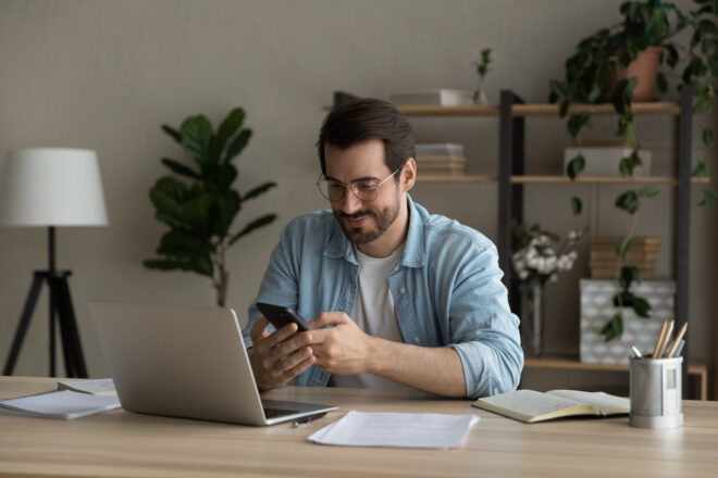 Comment savoir si sa copine nous trompe ? Astuces pour le découvrir